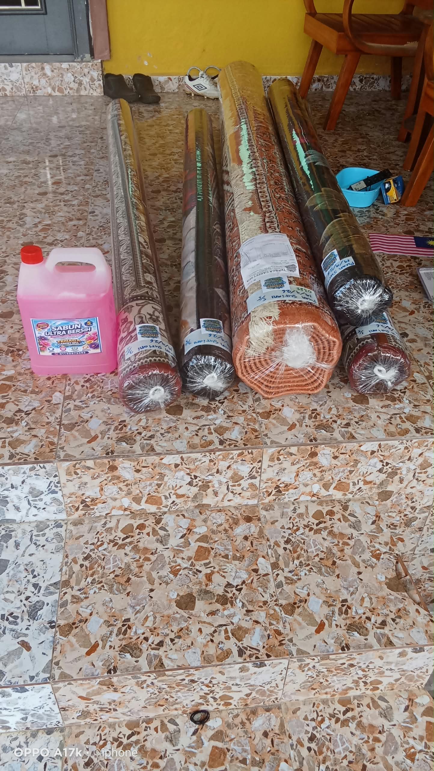 Karpet pelanggan selepas siap dicuci dan dibalut