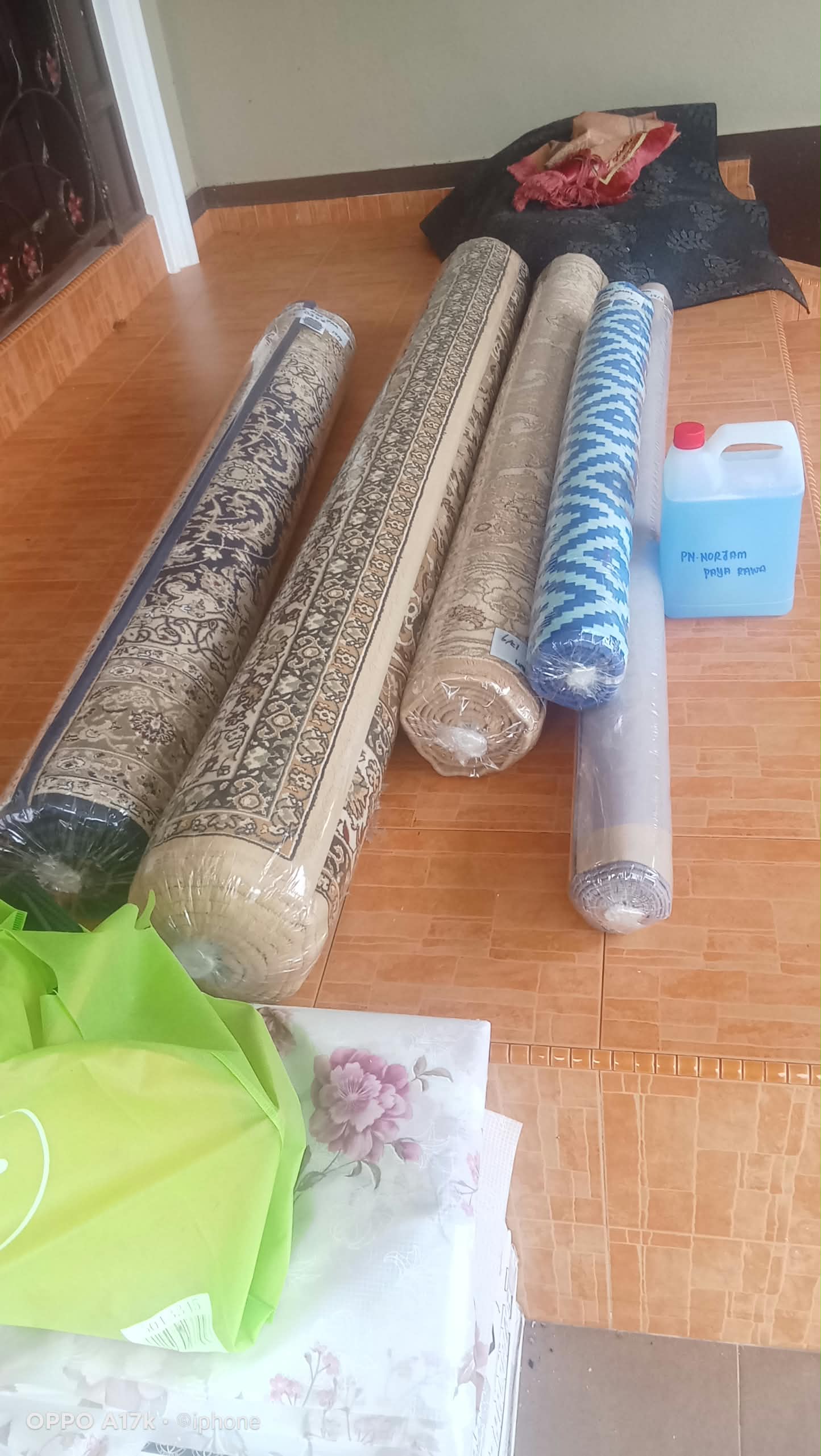 Karpet pelanggan selepas dicuci dan diurus kemas